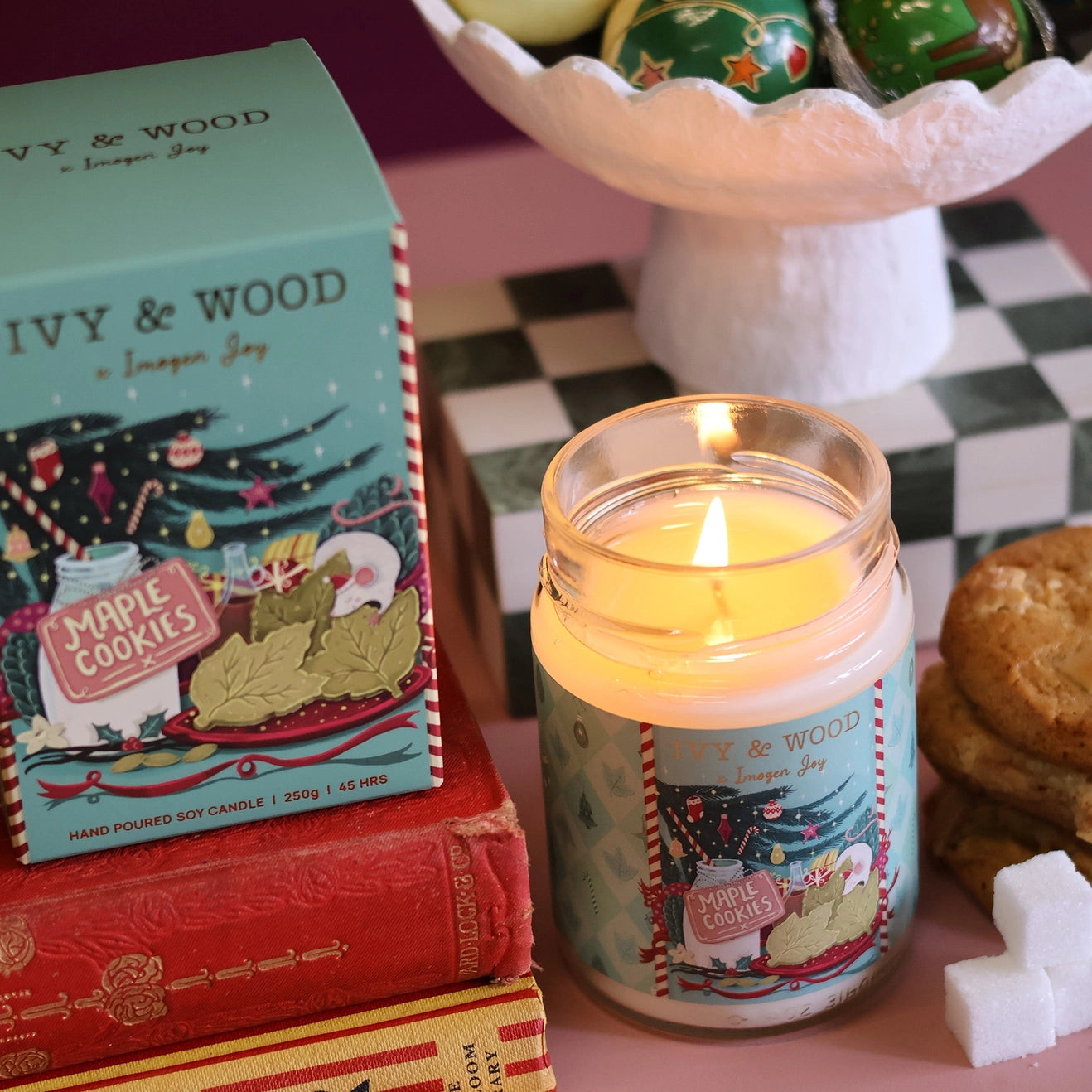 Maple Cookies Christmas Candle 250g - SEPTEMBER ARRIVAL