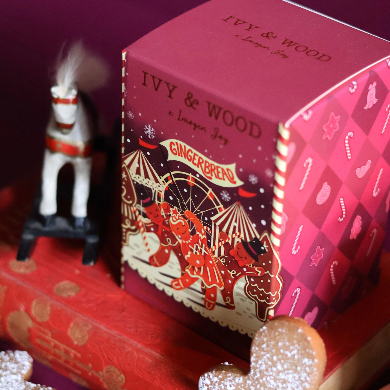 Gingerbread Christmas Candle 250g - SEPTEMBER ARRIVAL