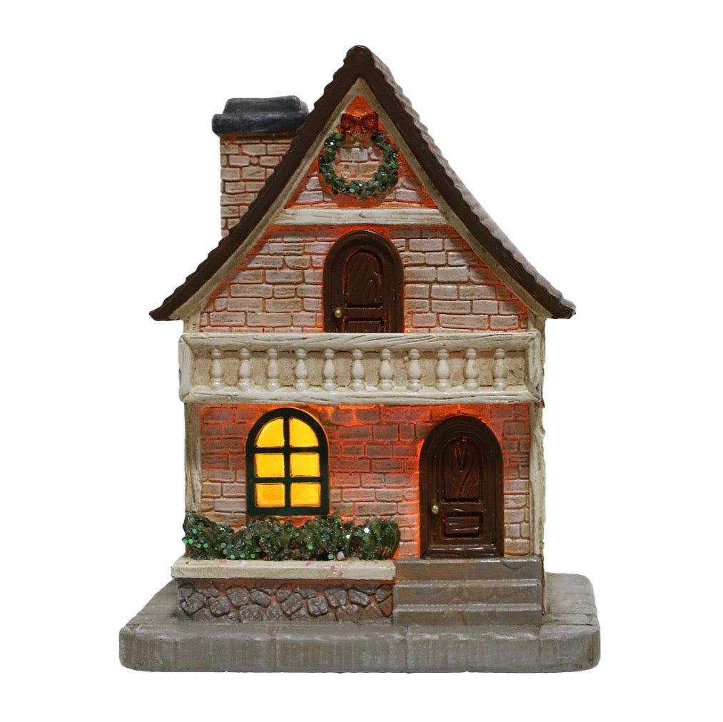 PRE ORDER - Resin Light Up Family Village House - 2026 OCTOBER ARRIVAL