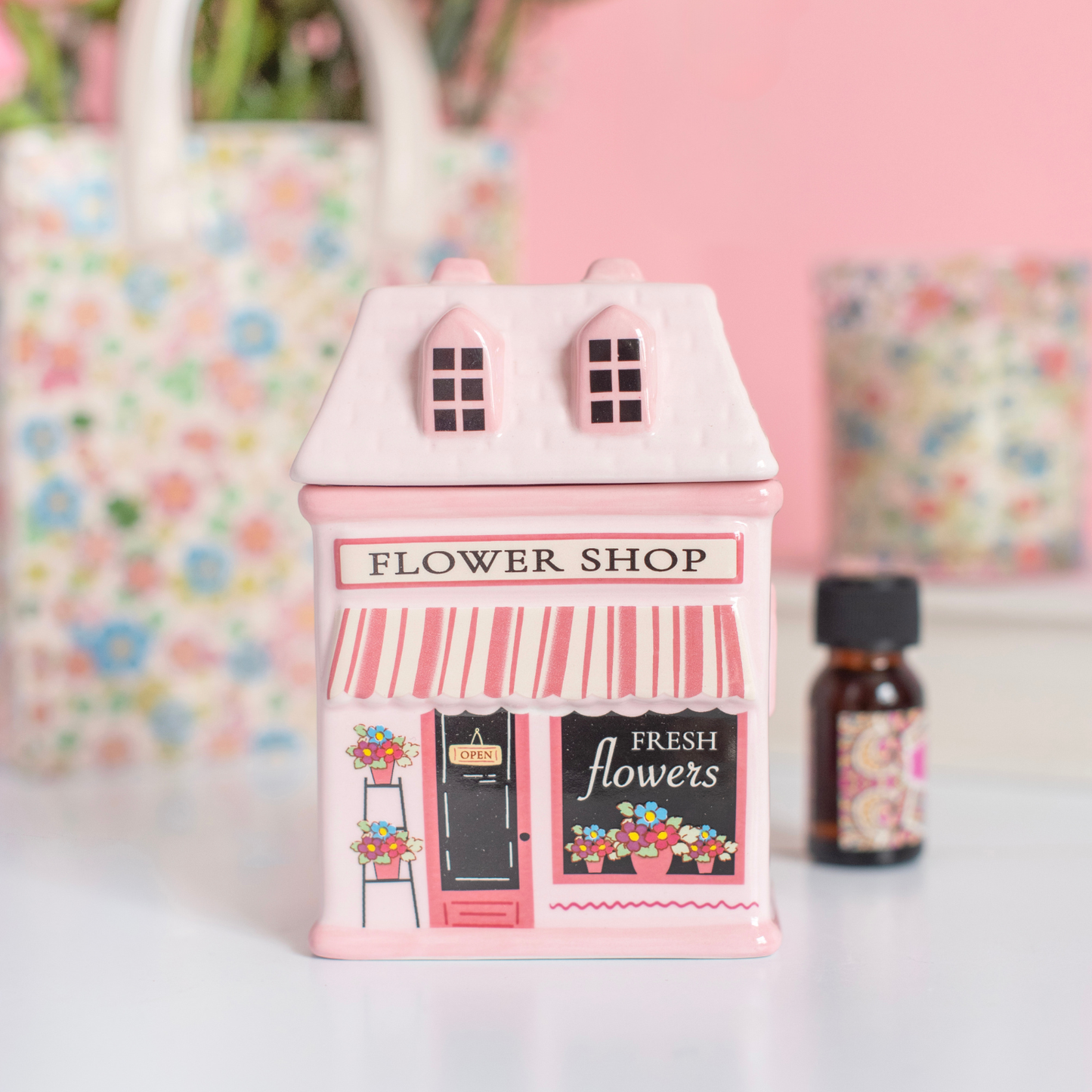 PRE ORDER - Pink Flower Shop Ceramic Oil Burner 🌸 - 2026 OCTOBER ARRIVAL